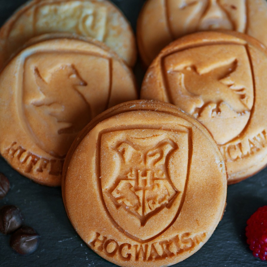 Cinereplicas Bakeware | Set Of 5 Hogwarts Houses Interchangeable Cookie Stamps