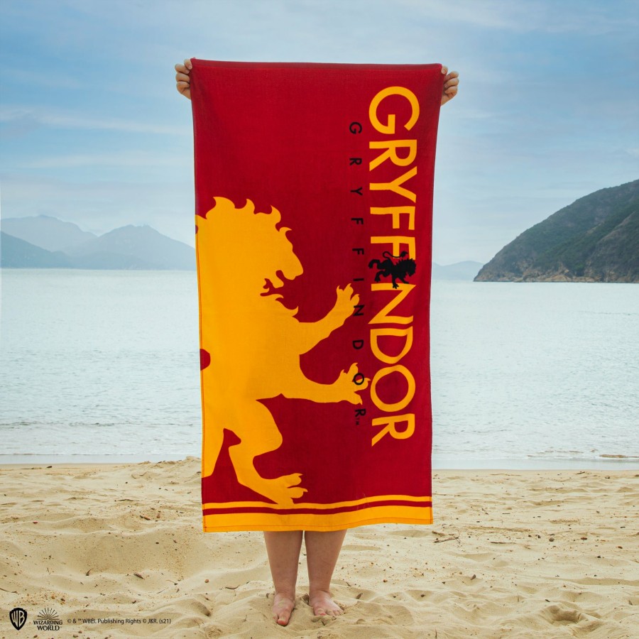 Cinereplicas Beach Towels | Gryffindor Beach Towel