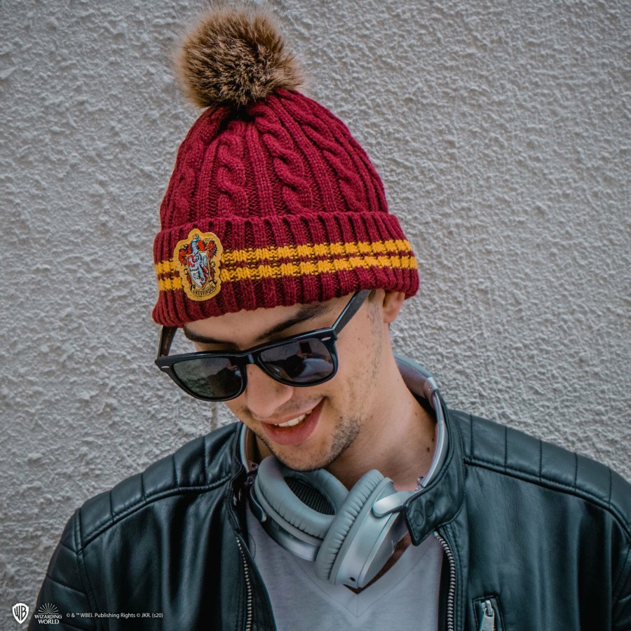 Cinereplicas Beanies | Gryffindor Pompom Beanie